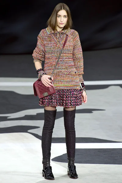 Look 32